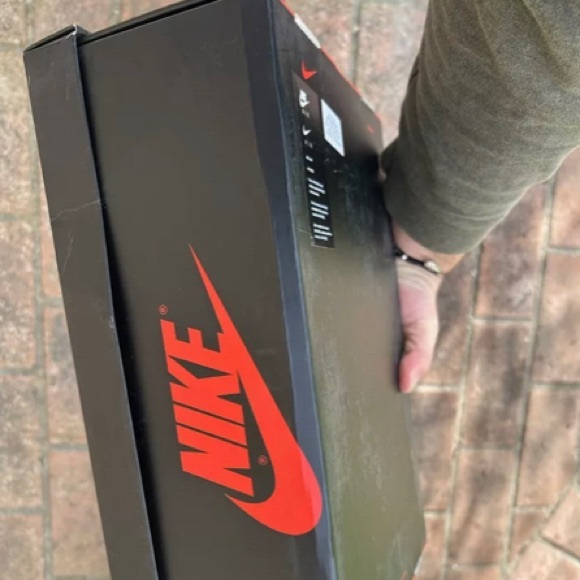 Air Jordan 1 - Light Smoke Grey (High) - Picture 6 of 8